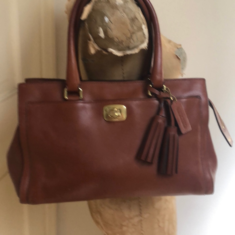 Coach Legacy satchel in soft saddle whiskey leather in great condition